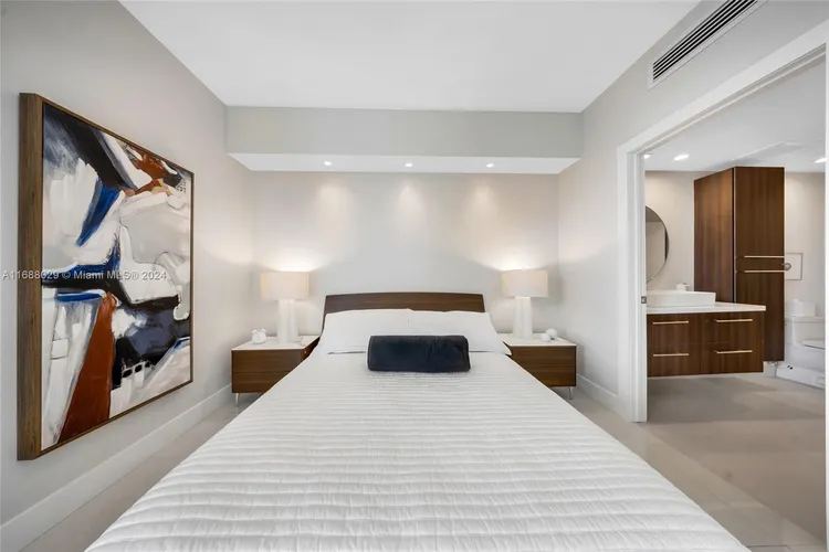 Icon Brickell I #2905 image #33