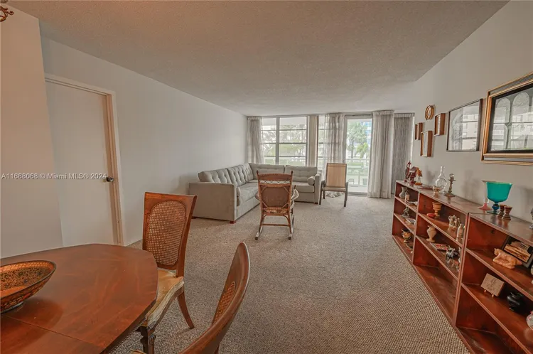 Winston Towers #MO10 image #16