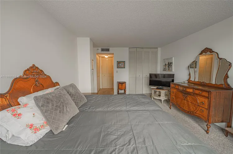 Winston Towers #MO10 image #18