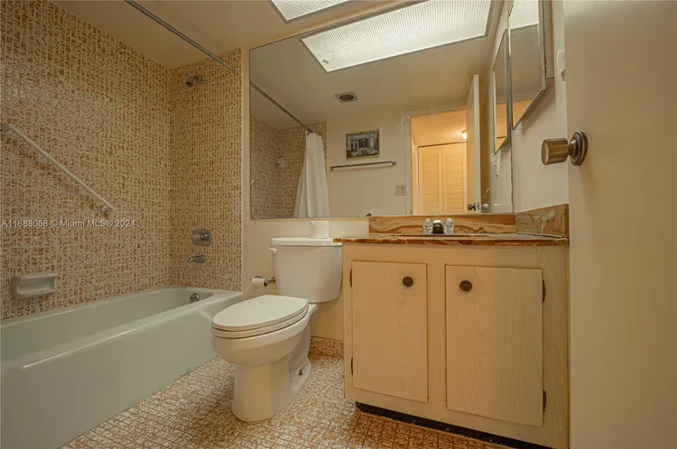 Winston Towers #MO10 image #20