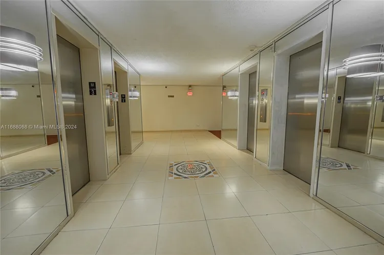 Winston Towers #MO10 image #22