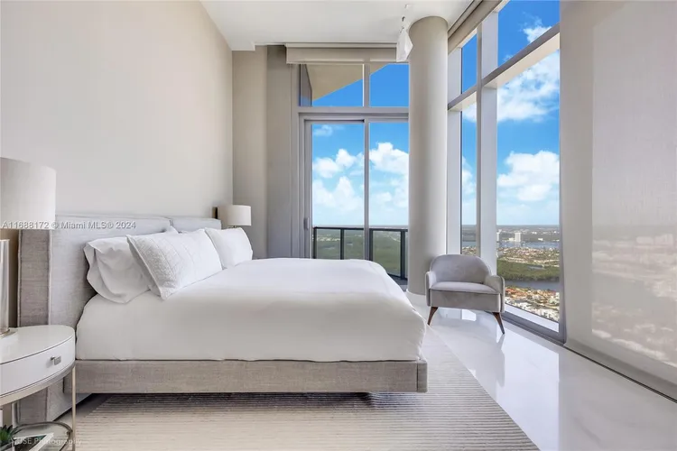 Ritz-Carlton Residences Sunny Isles #5101 image #18