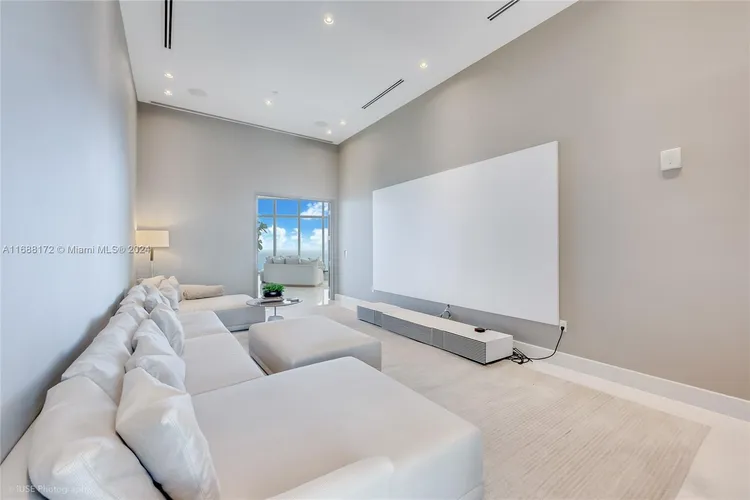 Ritz-Carlton Residences Sunny Isles #5101 image #24