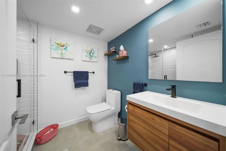 Skyline On Brickell #712 image #22