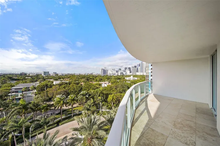 Skyline On Brickell #712 image #24