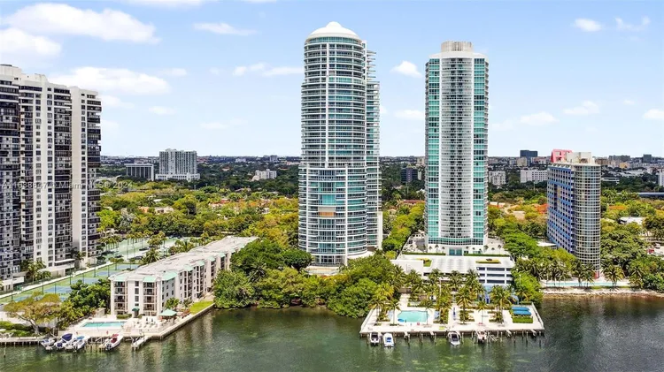 Skyline On Brickell #712 image #27