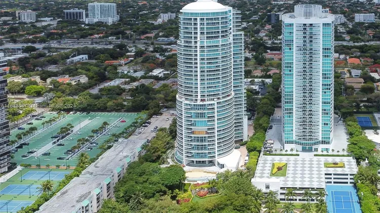 Skyline On Brickell #712 image #29