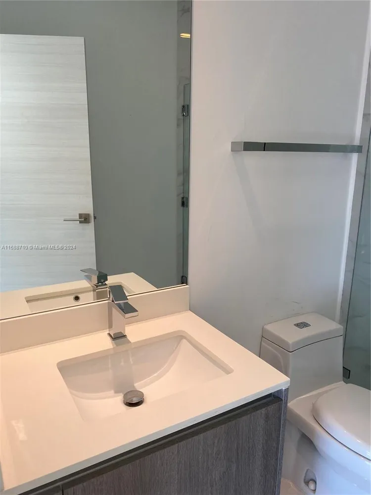 SLS Lux Brickell #5002 image #11