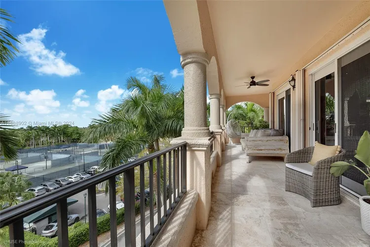 Padua Condo Deering Bay #247 image #11