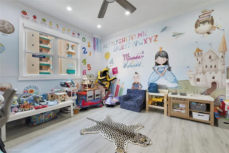 Padua Condo Deering Bay #247 image #6