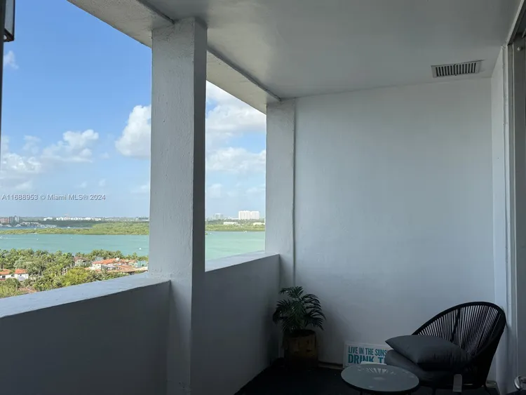 Harbour House #1528 image #26