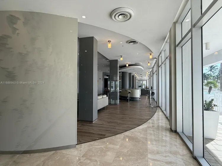 Harbour House #1528 image #45