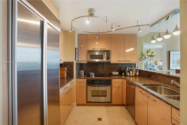 Ritz-Carlton Coconut Grove #1905 image #7