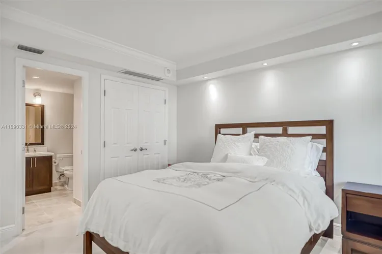 Balmoral #6G image #20