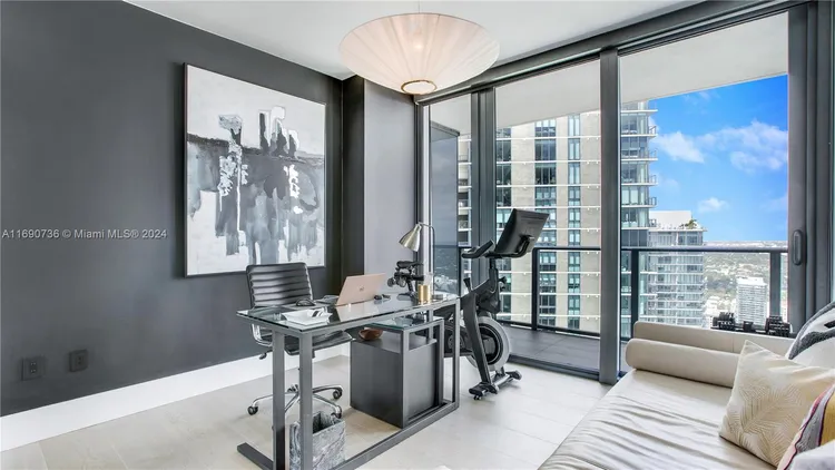 One Paraiso #4704 image #21