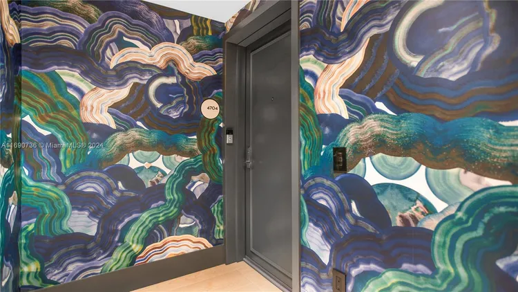 One Paraiso #4704 image #26