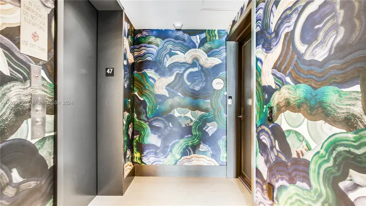 One Paraiso #4704 image #27