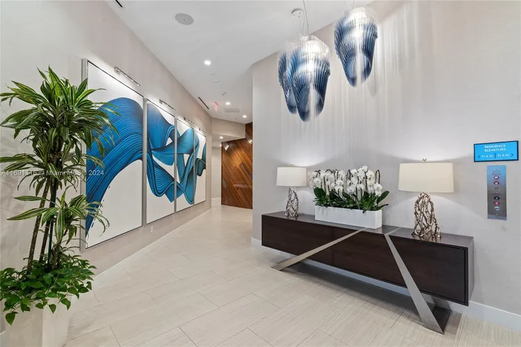 100 Las Olas #4203 image #28