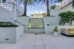 100 Las Olas #4203 image #30