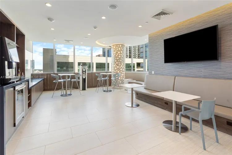 100 Las Olas #4203 image #40