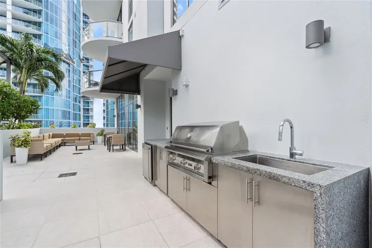 100 Las Olas #4203 image #41