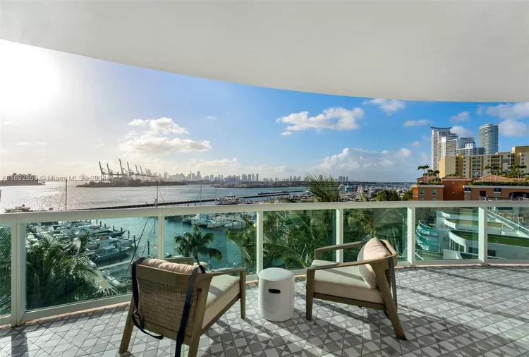 Murano at Portofino #501 image #22