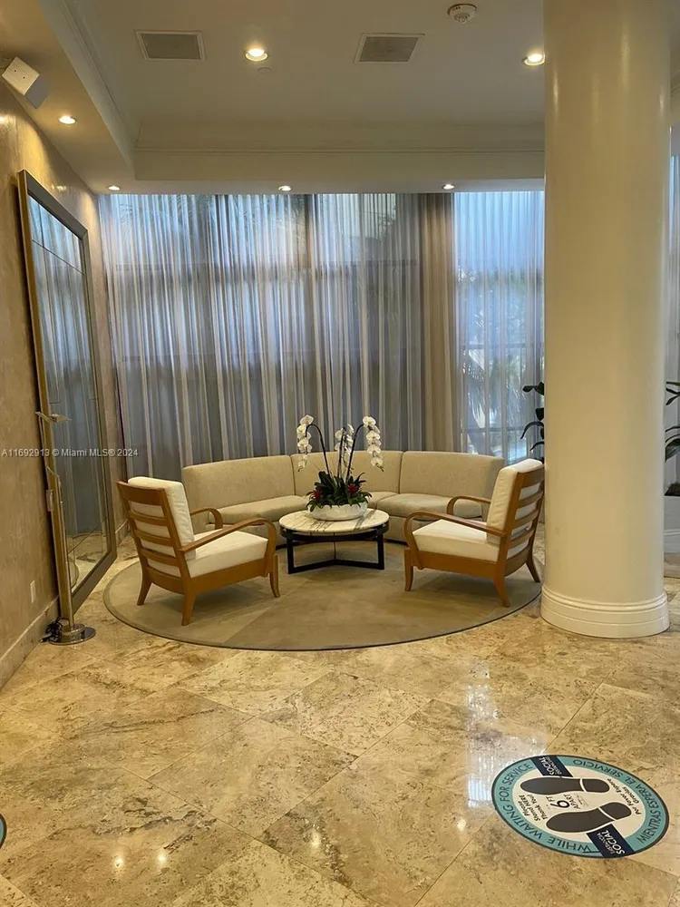 Isola #2107 image #25