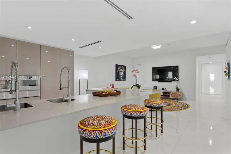 Fendi Chateau Residences #1004 image #10