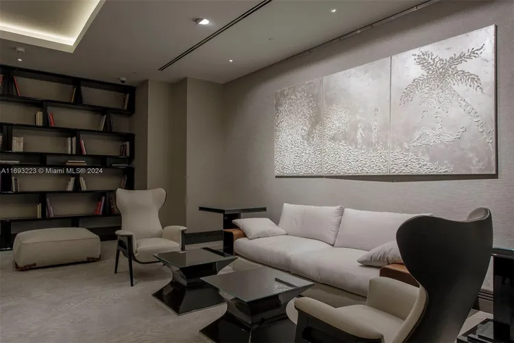 Fendi Chateau Residences #1004 image #23