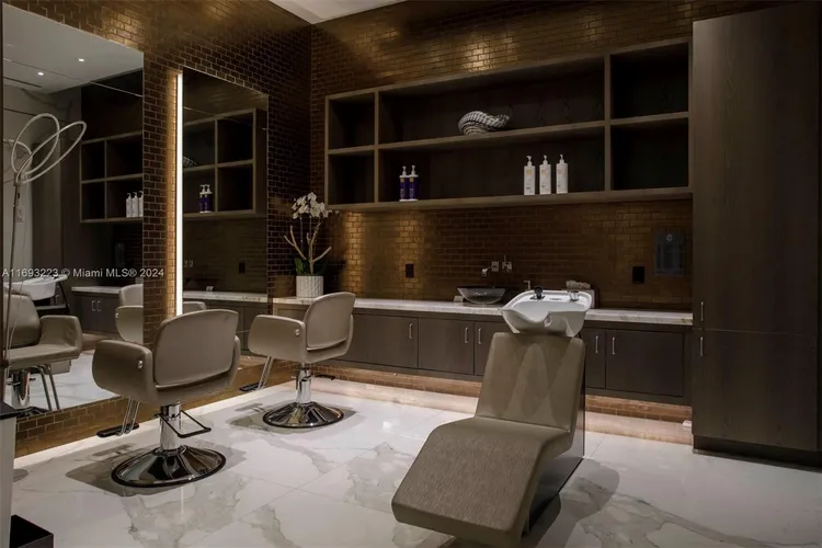 Fendi Chateau Residences #1004 image #25