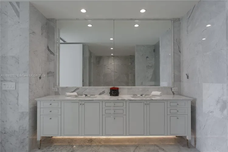 Fendi Chateau Residences #1004 image #8