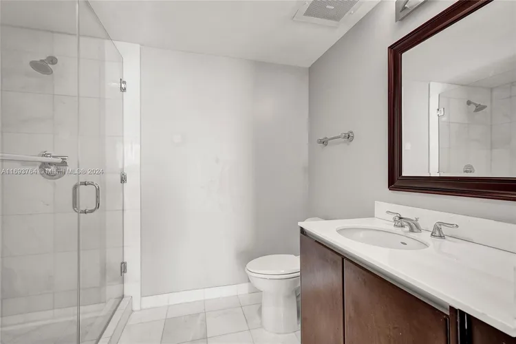 Onyx #2303 image #14