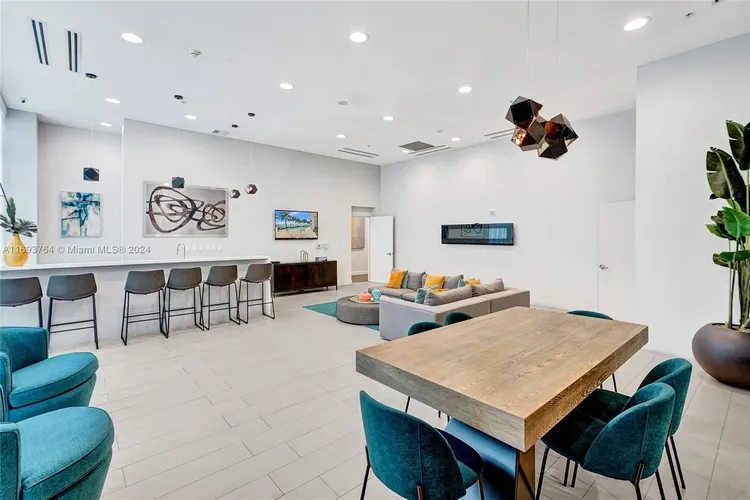 Onyx #2303 image #21