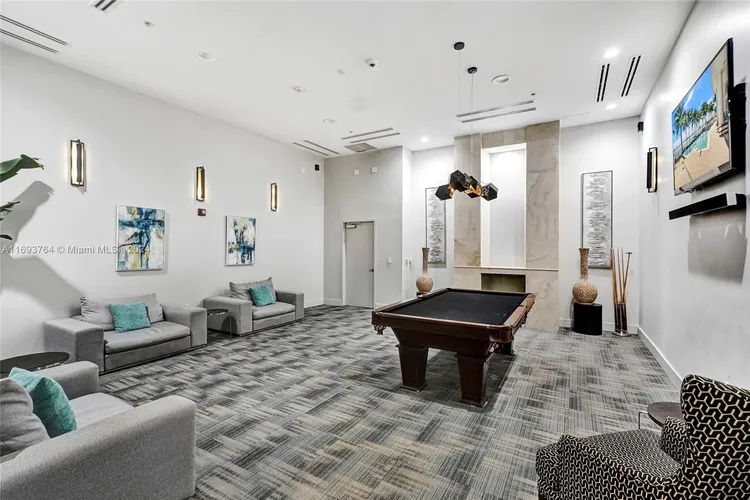 Onyx #2303 image #24