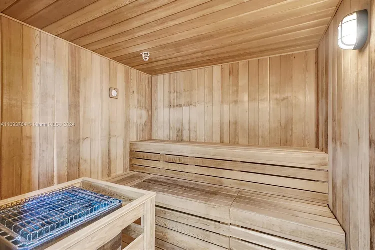 Onyx #2303 image #36