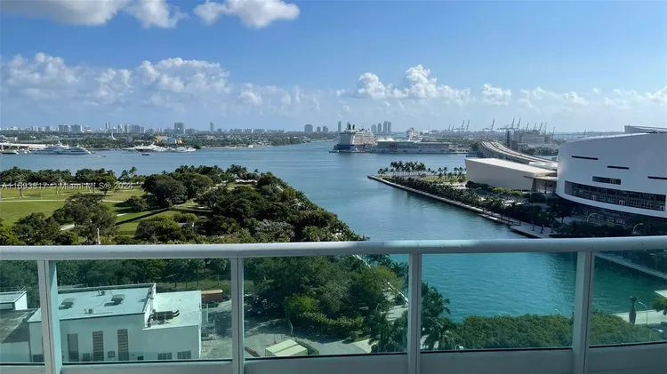 900 Biscayne Bay #2812 image #39