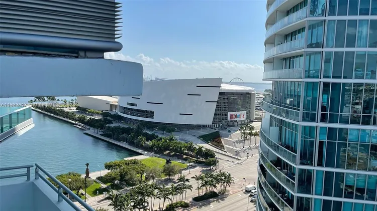 900 Biscayne Bay #2812 image #40