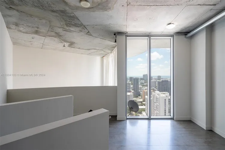 Neo Vertika #PHI21 image #9