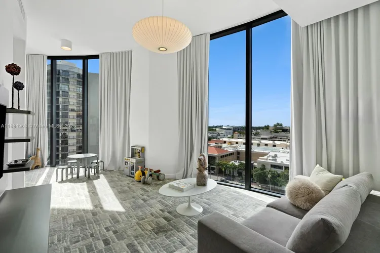 Two Park Grove #9A image #19
