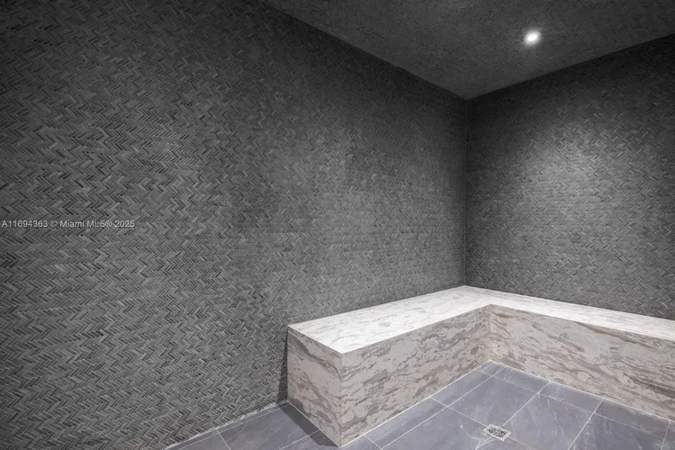 Two Park Grove #9A image #31