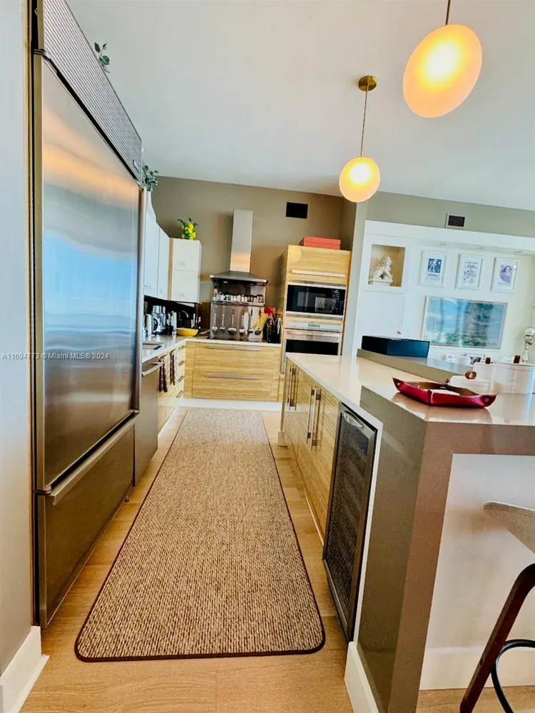 Paramount Bay #3607 image #9