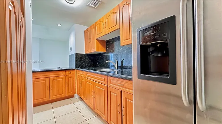 Clipper #4K image #10