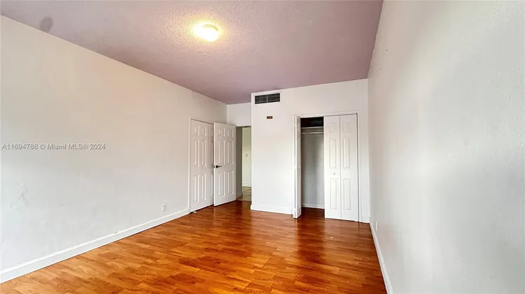 Clipper #4K image #12