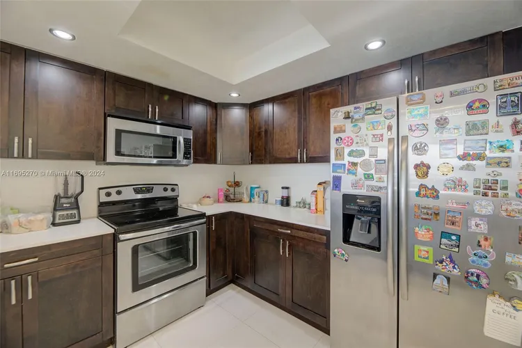 The Venetia #19J image #22