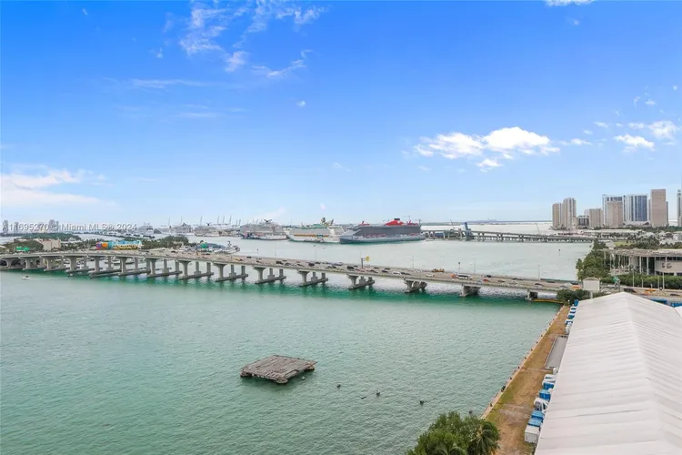 The Venetia #19J image #31