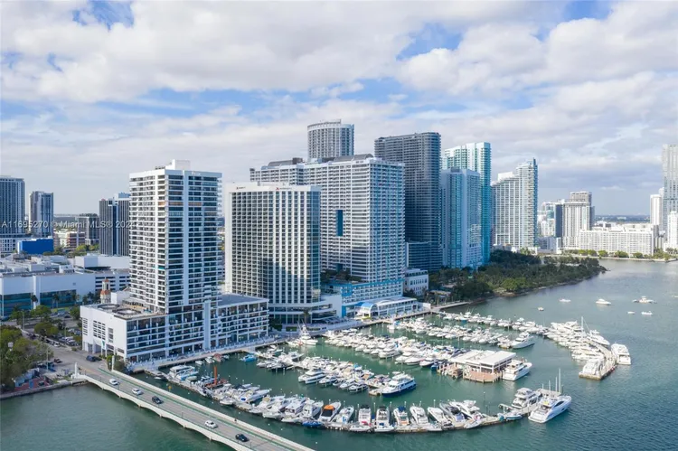 The Venetia #19J image #33