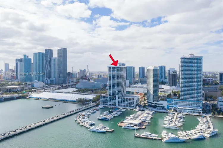 The Venetia #19J image #40