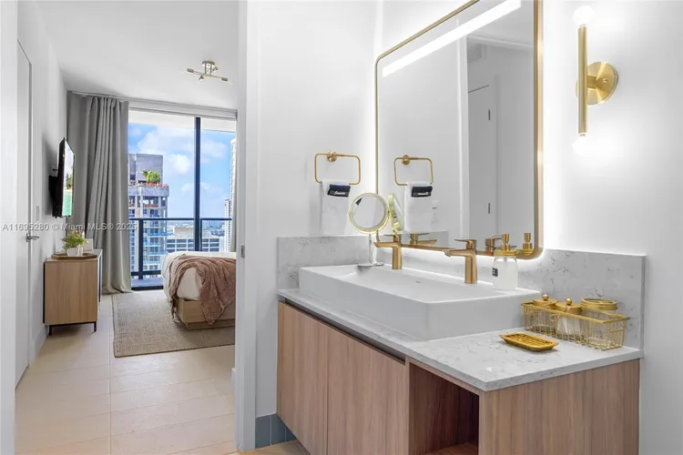 Natiivo Miami #2704 image #21