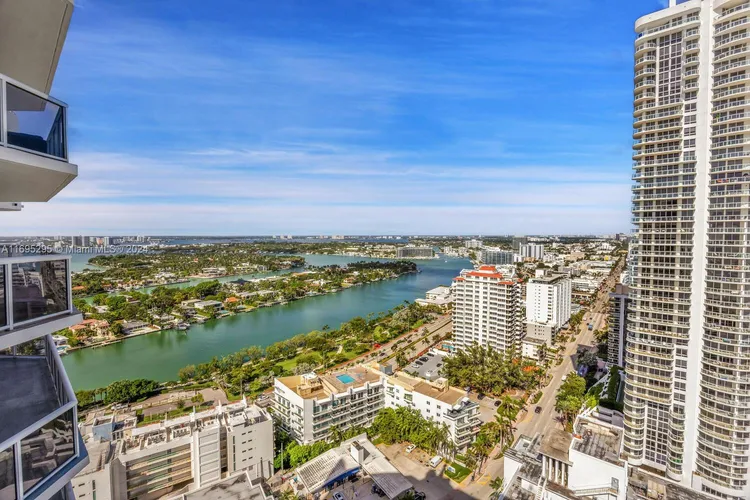 La Gorce #3101 image #25