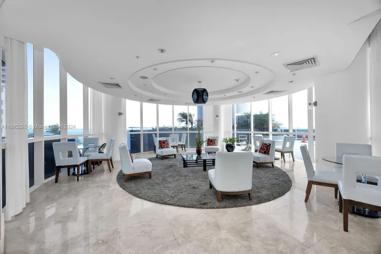 La Gorce #3101 image #34